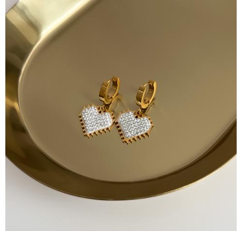 Твърди обеци с кристали