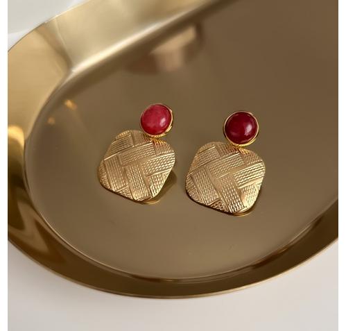 Обеци с квадратна висиулка и естесвени камъни