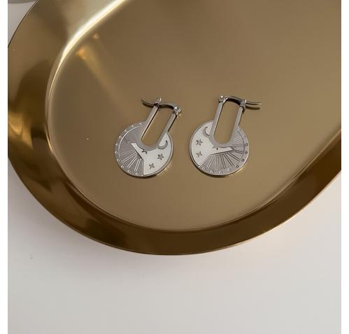 Обеци ден и нощ в сребърен цвят