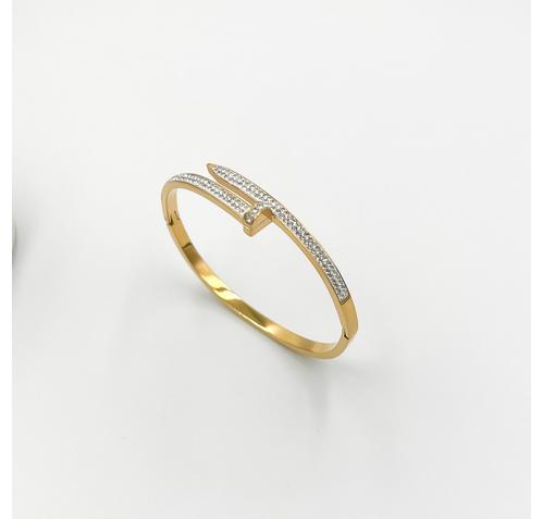 Гривна плосък пирон с камъни