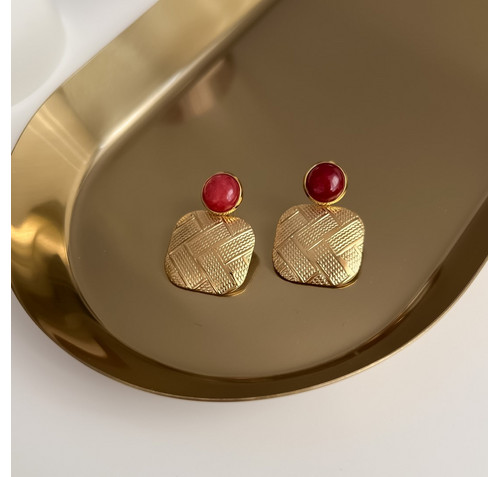 Обеци с квадратна висиулка и естесвени камъни