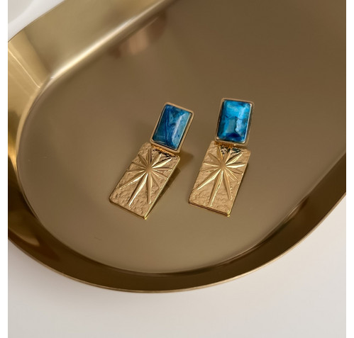 Обеци висящи в правоъгълна форма